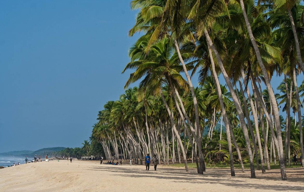 Lagoon-Beach-Winneba-Ghana.jpg