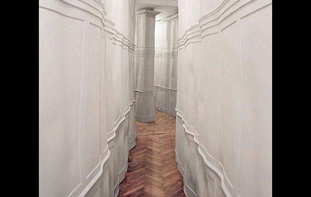 couloir rideaux.jpg