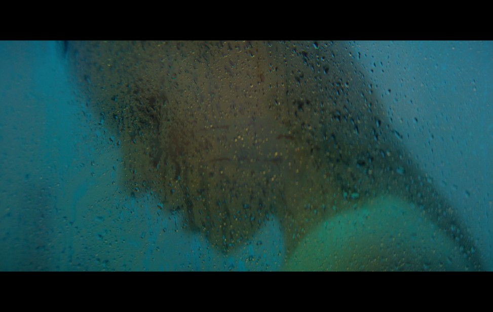 03_MONTAGE_V1.00_02_21_04.Still003.jpg