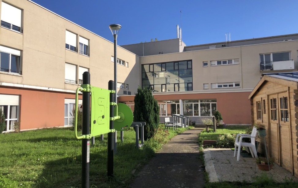 jardinet extérieur.jpg